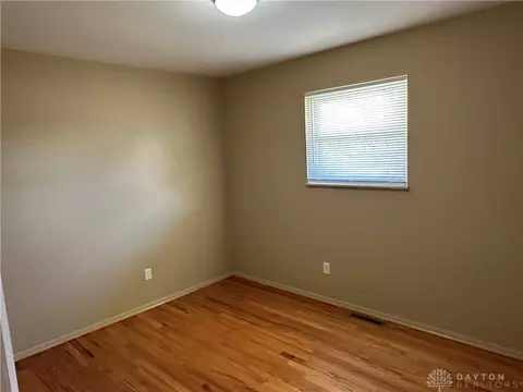 658 Crown Ave, Dayton, OH 45417 photo 28