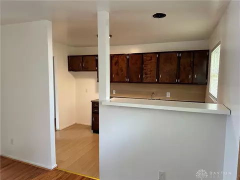 658 Crown Ave, Dayton, OH 45417 photo 16