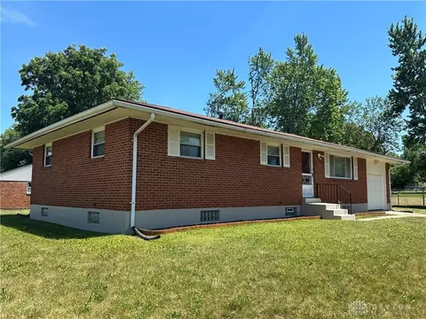 658 Crown Ave, Dayton, OH 45417