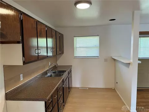 658 Crown Ave, Dayton, OH 45417 photo 12