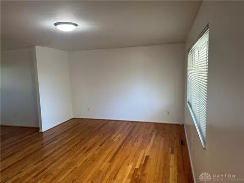 658 Crown Ave, Dayton, OH 45417 photo 9