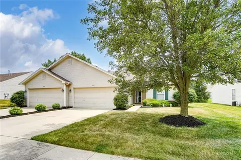 4220 Vitek Dr, Dayton, OH 45424