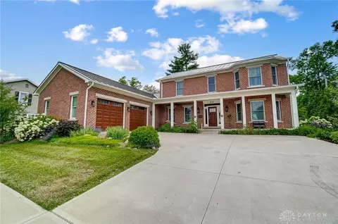 215 N Hyatt St, Tipp City, OH 45371