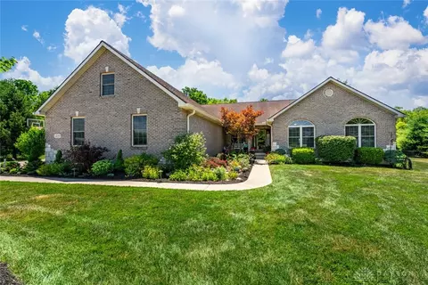 409 Fitchs Farm Ct, Lebanon, OH 45036