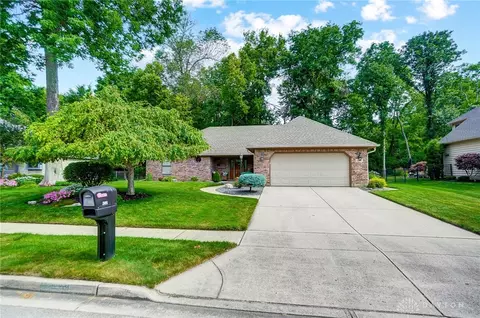 305 Shady Tree Ct, Clayton, OH 45315