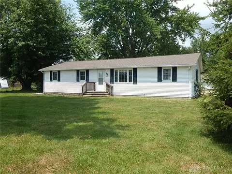 1858 Nauvoo Rd, Clarksville, OH 45113