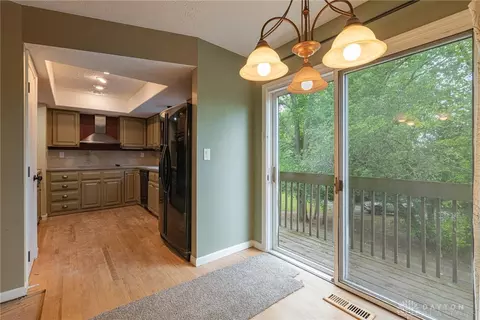 216 Hermitage Ct, Centerville, OH 45459 photo 4