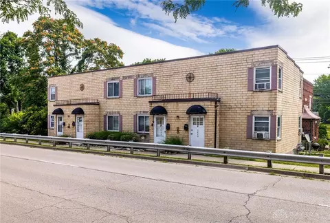 2436-2442 S Dixie Dr, Kettering, OH 45409