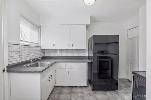 Kitchen - 2436-2442 S Dixie Dr, Kettering, OH 45409 photo 1 of 5
