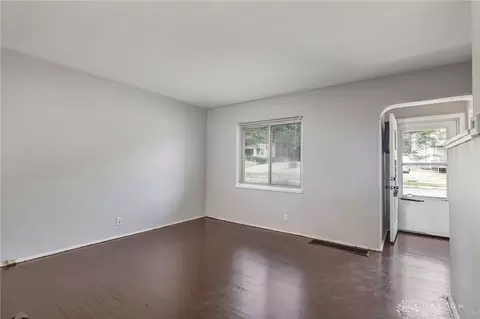 Living - 2436-2442 S Dixie Dr, Kettering, OH 45409 photo 8 of 12