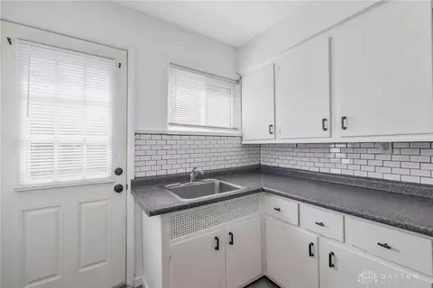 Kitchen - 2436-2442 S Dixie Dr, Kettering, OH 45409 photo 2 of 5