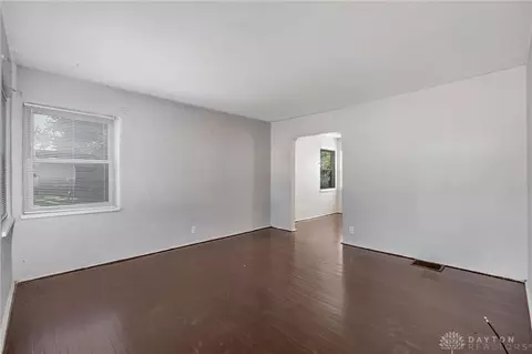 Living - 2436-2442 S Dixie Dr, Kettering, OH 45409 photo 2 of 12
