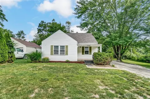 2318 N Cottingham Rd, Springfield, OH 45506