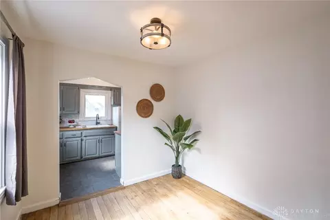 Entry Way - 324 Cushing Ave, Dayton, OH 45429 photo 1 of 2