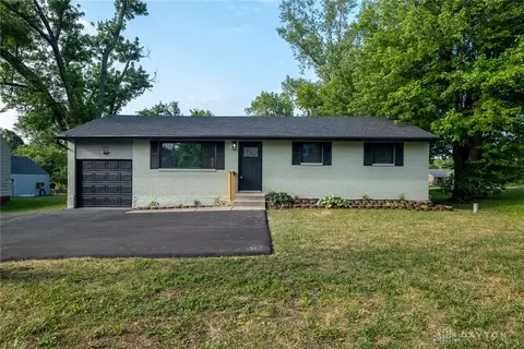 3475 Kemp Rd, Dayton, OH 45431