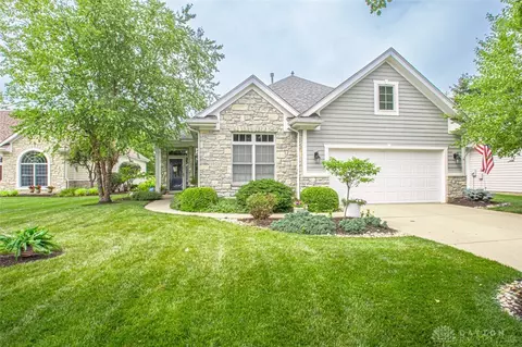 1021 Wedgestone Ct, Dayton, OH 45458