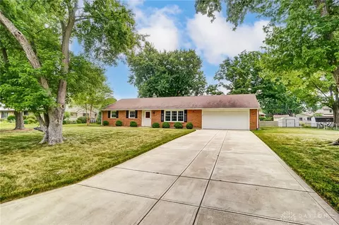 6730 Yorkcliff Pl, Washington Township, OH 45459