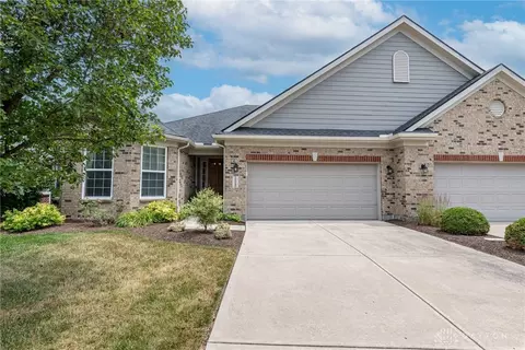 10030 Sand Wedge Ct, Centerville, OH 45458