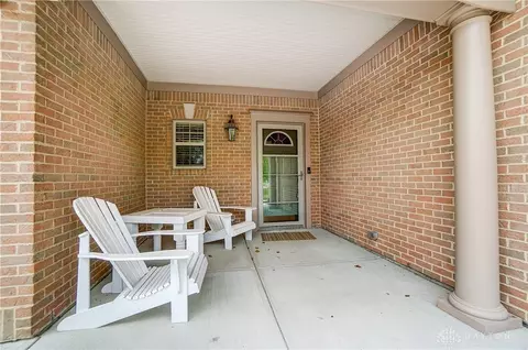 9208 Stansel Cir, Centerville, OH 45458 photo 4