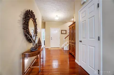 9208 Stansel Cir, Centerville, OH 45458 photo 6