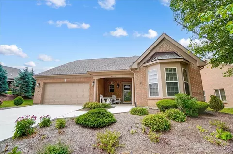 9208 Stansel Cir, Centerville, OH 45458 photo 3