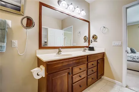9208 Stansel Cir, Centerville, OH 45458 photo 29