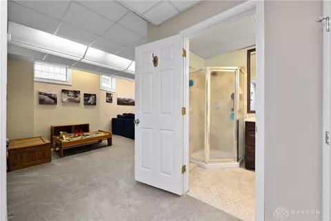 Bath - 2861 Minto Ave, Cincinnati, OH 45208 photo 2 of 3
