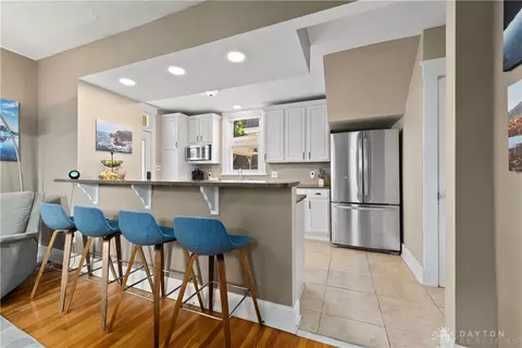Kitchen - 2861 Minto Ave, Cincinnati, OH 45208 photo 1 of 5