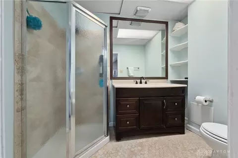 Bath - 2861 Minto Ave, Cincinnati, OH 45208 photo 3 of 3