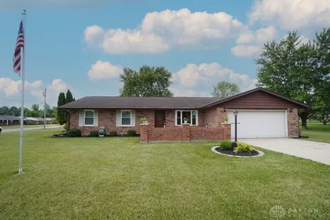 3839 Bayberry Dr, Hamilton, OH 45011