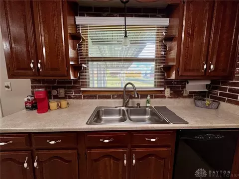 4360 Helena Dr, Springfield, OH 45503 photo 8