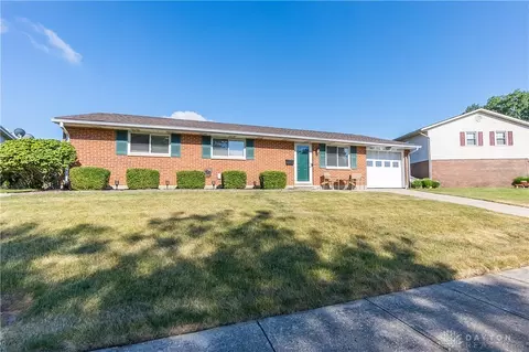 311 Sunrise Ave, Brookville, OH 45309