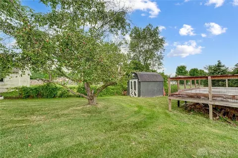 Exterior - 6134 E Decker Rd, Franklin, OH 45005 photo 13 of 17