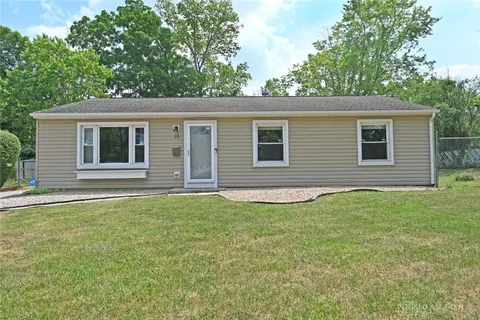 10 Patrick St, Dayton, OH 45426