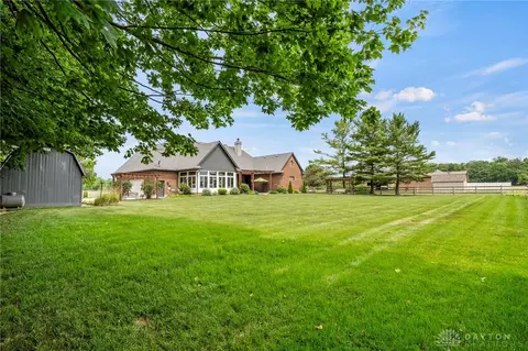 Exterior - 3495 Fairfield Pike, Springfield, OH 45502 photo 11 of 14