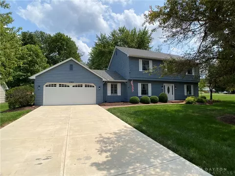 1122 Brewster Dr, Dayton, OH 45434