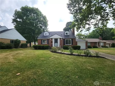 3416 Indian Hill Dr, Dayton, OH 45429