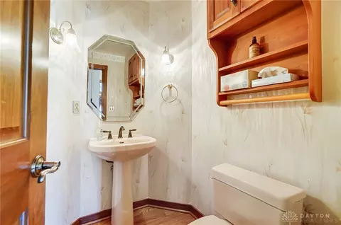Bath - 2242 Baldwin Dr, Centerville, OH 45459 photo 1 of 10