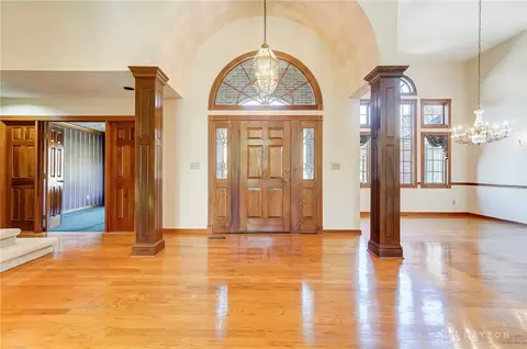 Entry Way - 2242 Baldwin Dr, Centerville, OH 45459 photo 1 of 4