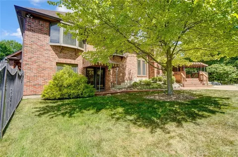 Exterior - 2242 Baldwin Dr, Centerville, OH 45459 photo 8 of 20