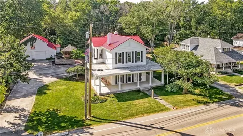 782 Alpha Rd, Beavercreek, OH 45301 photo 2