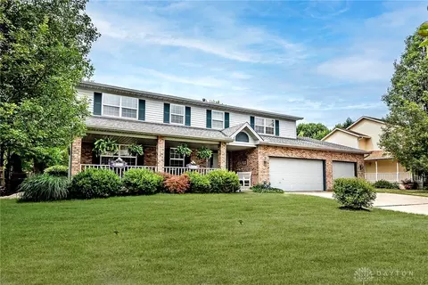 8365 Charming Mnr, West Chester, OH 45069
