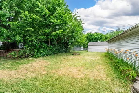 1544 Barney Ave, Dayton, OH 45420 photo 13