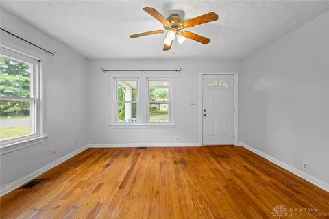 1544 Barney Ave, Dayton, OH 45420 photo 20