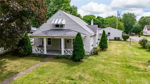 1544 Barney Ave, Dayton, OH 45420 photo 2