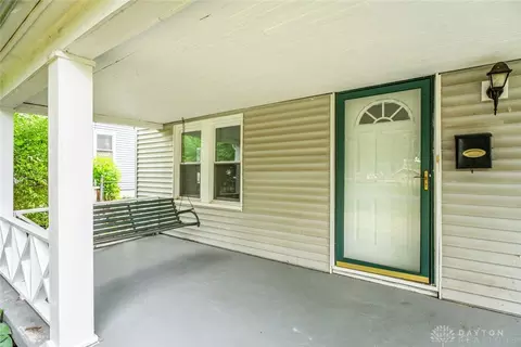 1544 Barney Ave, Dayton, OH 45420 photo 10