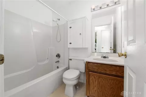 Bath - 206 Deershadow Rd, Maineville, OH 45039 photo 2 of 2