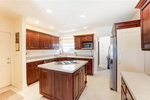 30 S Broadmoor Blvd, Springfield, OH 45504 photo 13