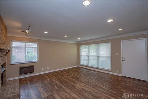 3814 Glaser Dr, Kettering, OH 45429 photo 5