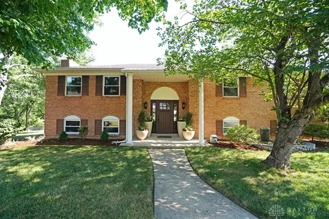 6308 Heatherhill Dr, West Chester, OH 45069